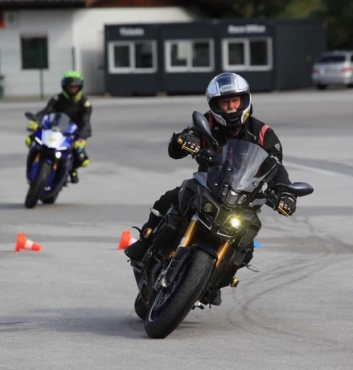 KLIM trening varne vožnje za motoriste na Salzburgringu
